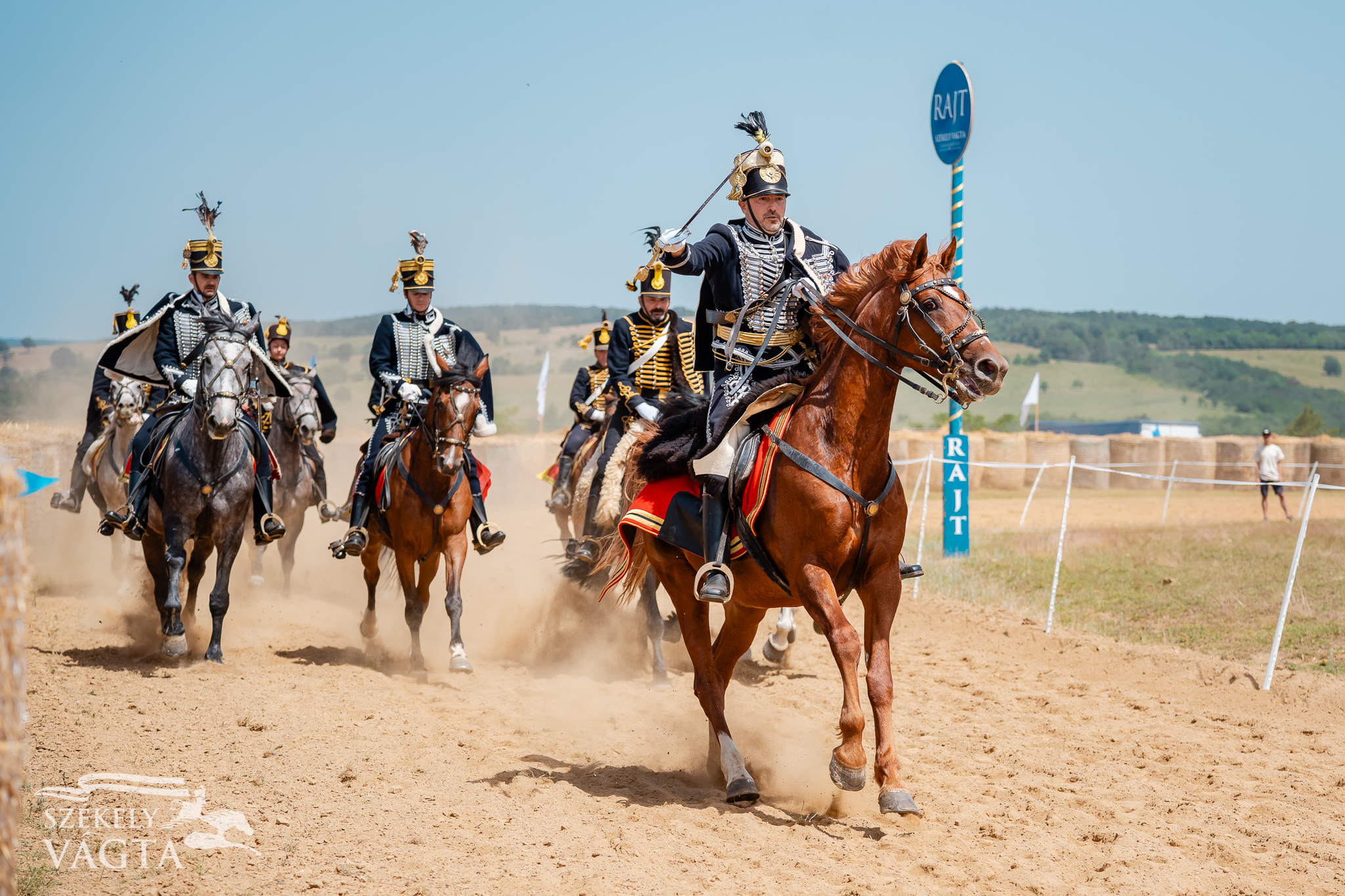 Csodálatos napsütésben, ünnepi hangulatban indult a 13. Székely Vágta
