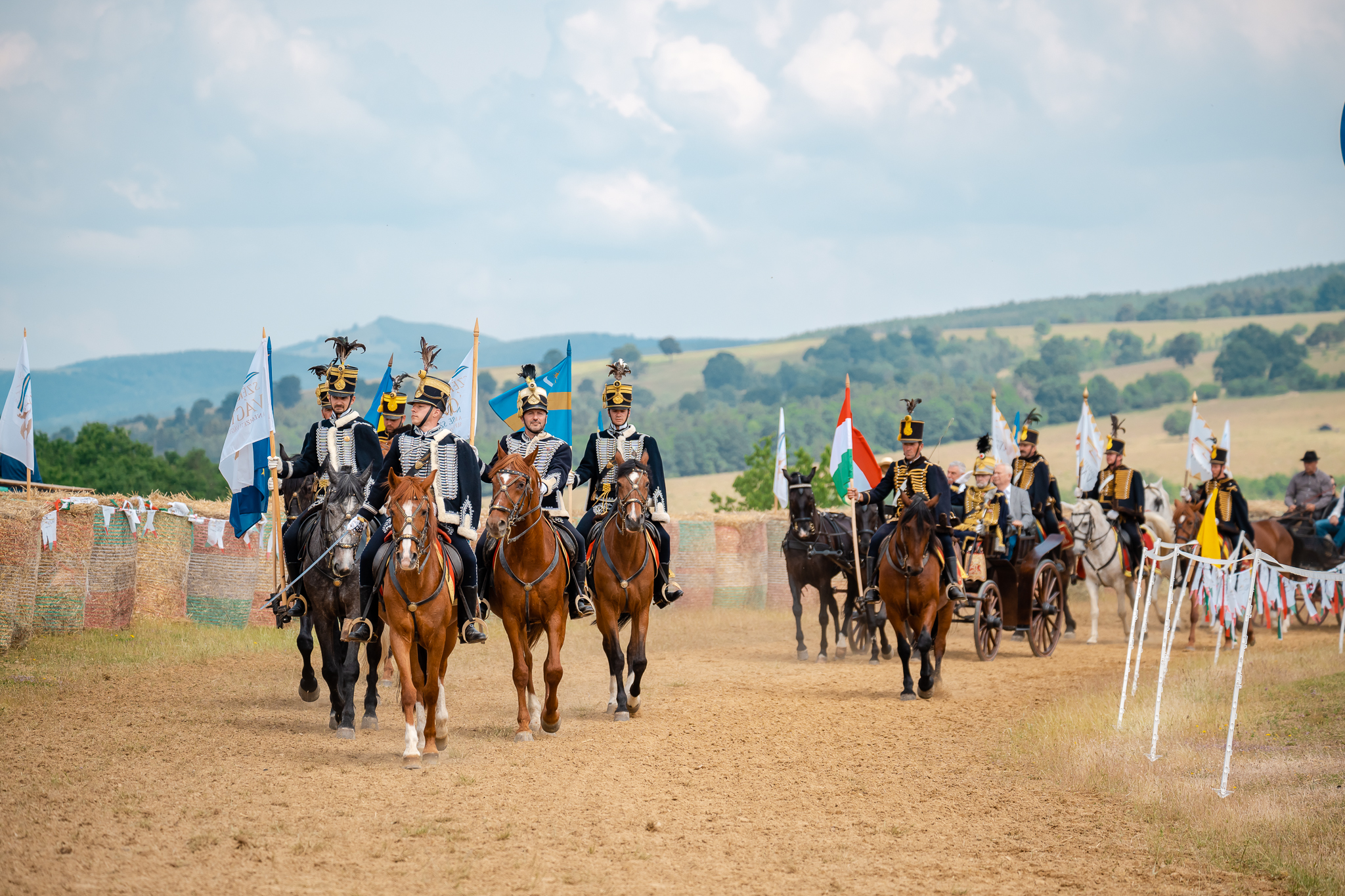Nyeregbe hívják a székelyeket